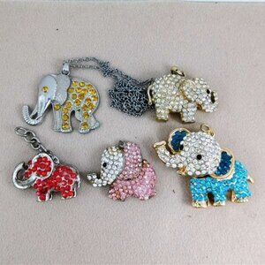 943/103 Lot of 5 Rhinestone Elephant Charms ( With Chain)